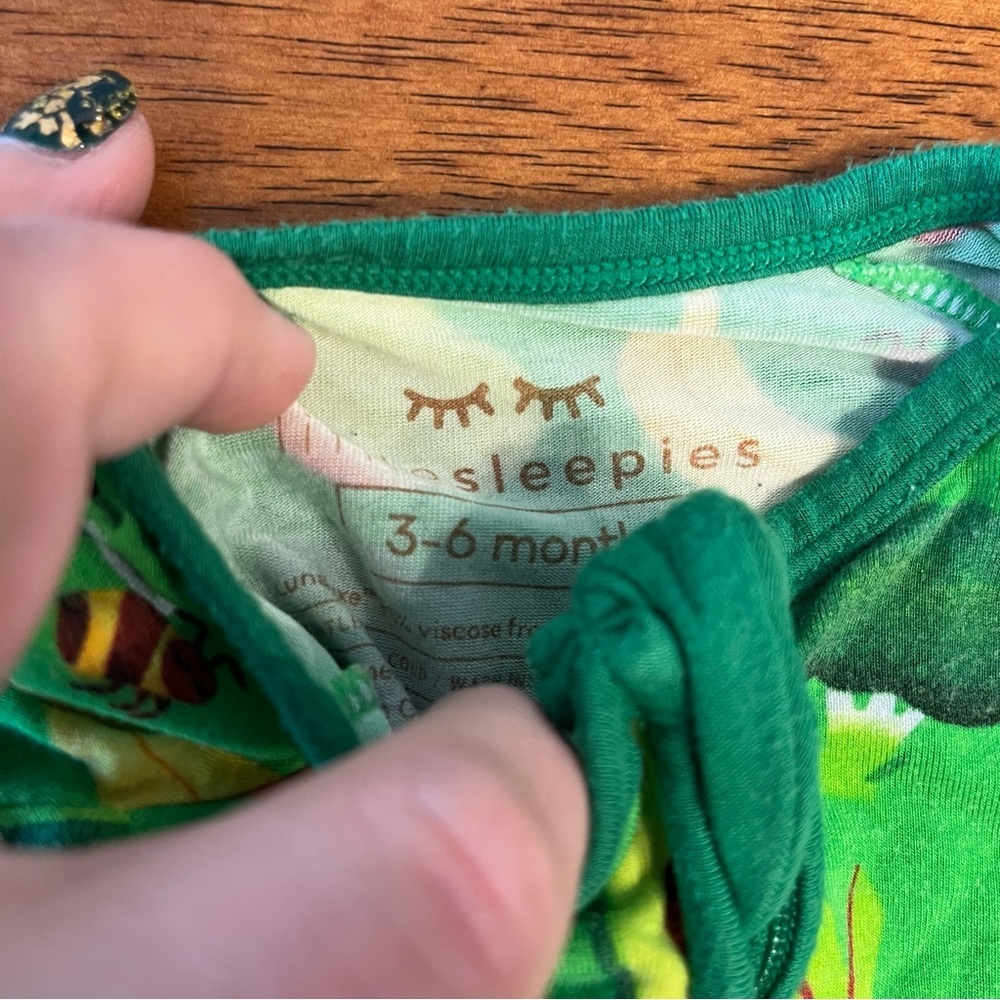 Little Sleepies once upon a farm Green Fruit Print Kids Footie size 3-6 months - Picture 3 of 4